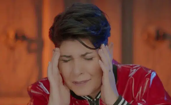 Lösemiyle savaşan Cansever'den: Ünlü şarkıcı donör bekliyor