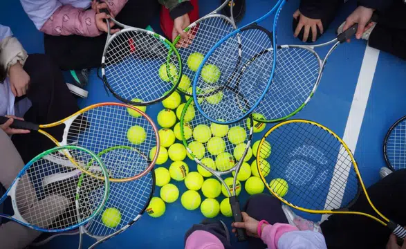 Şişlililere ücretsiz hizmet verecek tenis kortu açıldı