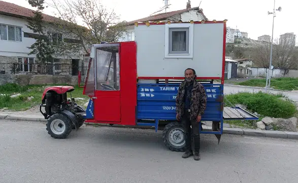 Kemal Sunal'ın "Gülen Adam" filmi gerçek oldu: Kiralık ev bulamadı