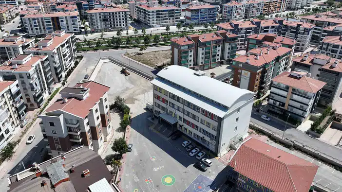 Konya'da okullar yeni döneme hazırlanıyor: Karatay çalışıyor