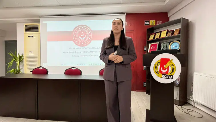 Konyalı Gazetecilere Kadına Yönelik Şiddetin ve Erken Yaşta Evliliklerin Önlenmesi konferansı verildi