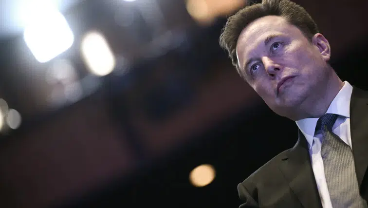 Tarihe geçti: Elon Musk dünyanın ilk trilyoneri oldu
