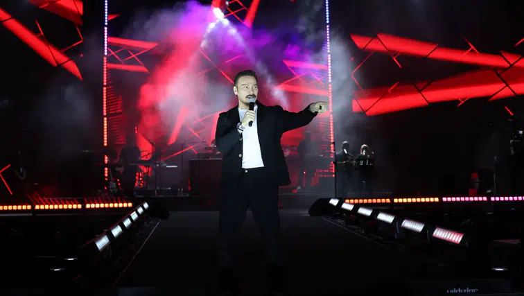 Sinan Akçıl, Konya'da müzikseverlerle buluştu