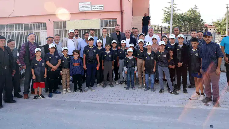 Konya'da gönüllere misafir olundu: Başkan Kavuş'tan mahalle ziyareti
