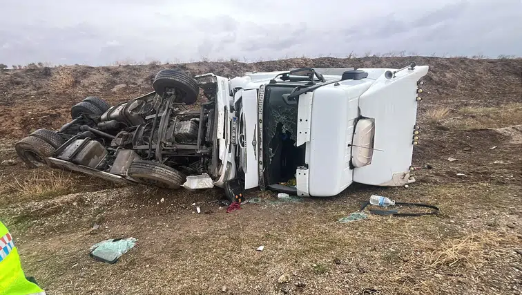 Yağışlar Konya'da trafik kazalarına neden oldu: Çok sayıda yaralı var