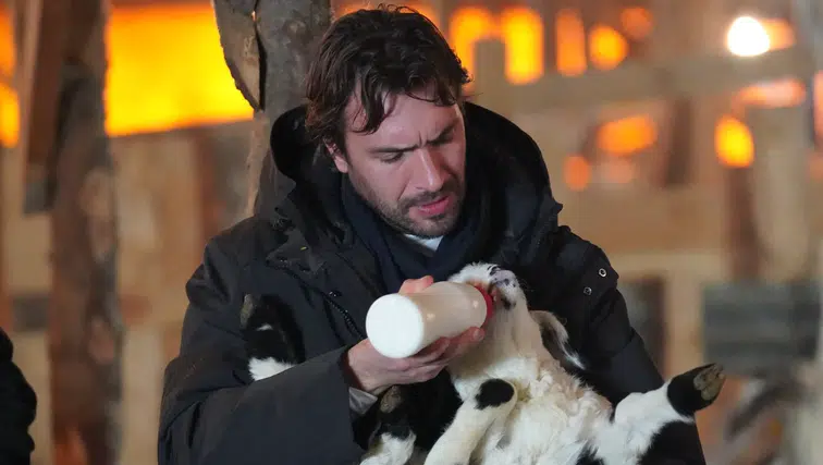 Taşacak Bu Deniz 17.Bölüm: Şerif’in teklifi ortalığı karıştırıyor