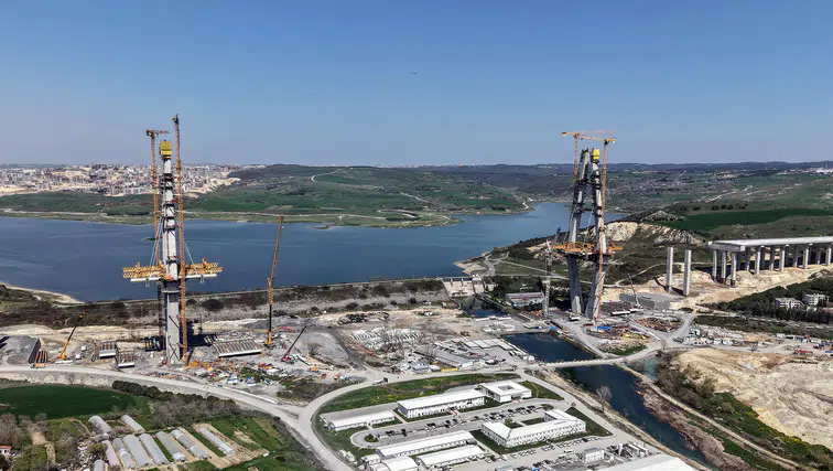 Kanal İstanbul'un rotası buralardan geçecek: Köprüler yükseliyor