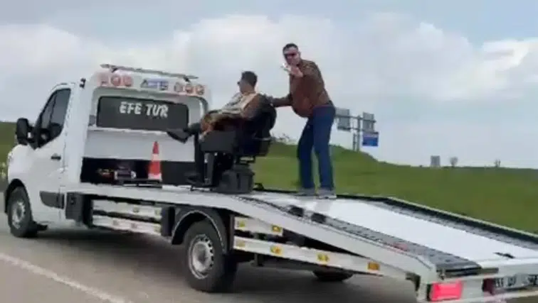 Sosyal medya etkileşimi uğruna: Müşterisini çekici üzerinde traş etti