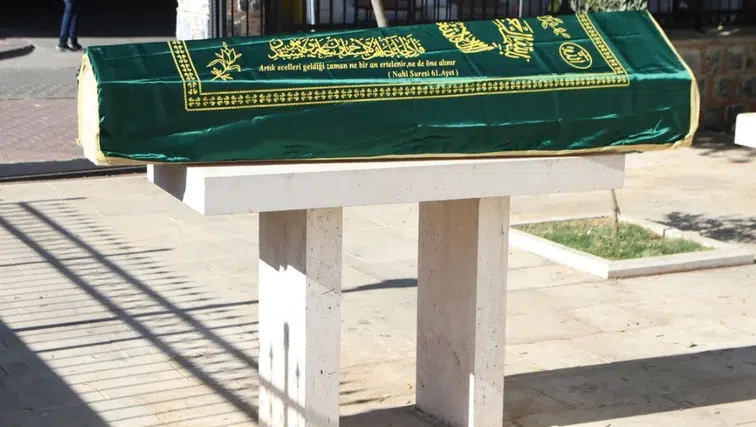 Konya’da şehit babası vefat etti: Ümitkesmez ailesinin acı günü