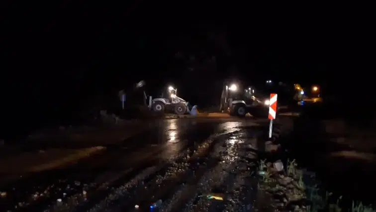 Yağışlar iki kenti esir aldı: Ulaşım sağlanamıyor