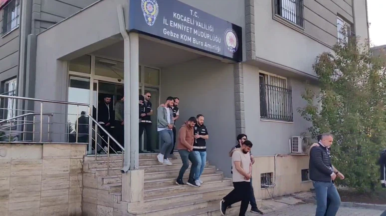 73 ilde uyuşturucu operasyonu: Bin 695 kişi yakalandı