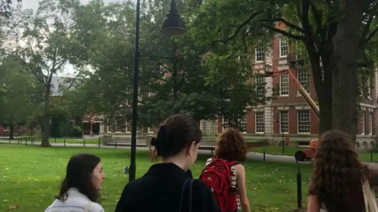 Üniversite'nin 3 yıla düşmesine öğrenci ve velilerden destek