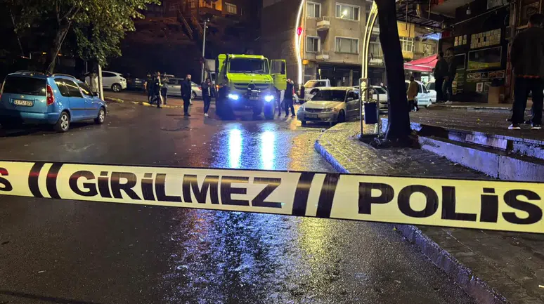 Sokak ortasında cinayet kamerada