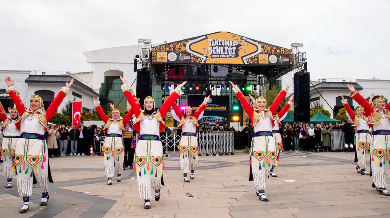 Selçuk Üniversitesinde şenlik coşkusu yaşanıyor