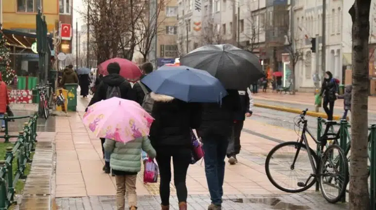 Meteorolojinin "renkli" uyarıları ne anlama geliyor: Yeşil, Sarı, Turuncu, Kırmızı