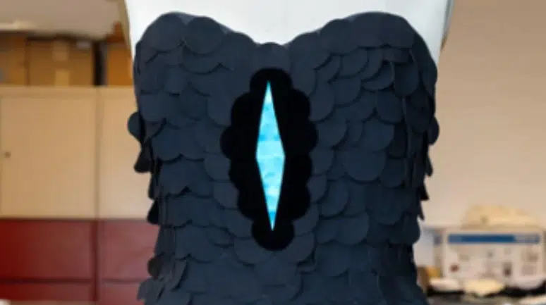 En siyah kumaş üretildi: Üzerine düşen ışığı yutuyor