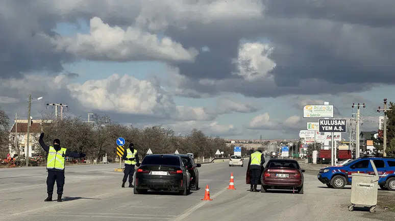 Konya'da denetimler arttı: Yılbaşı öncesi huzur uygulaması başladı