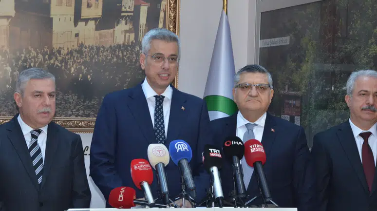 Sağlık Bakanı Memişoğlu, "Ambulanslara yol verin" çağrısı yaptı