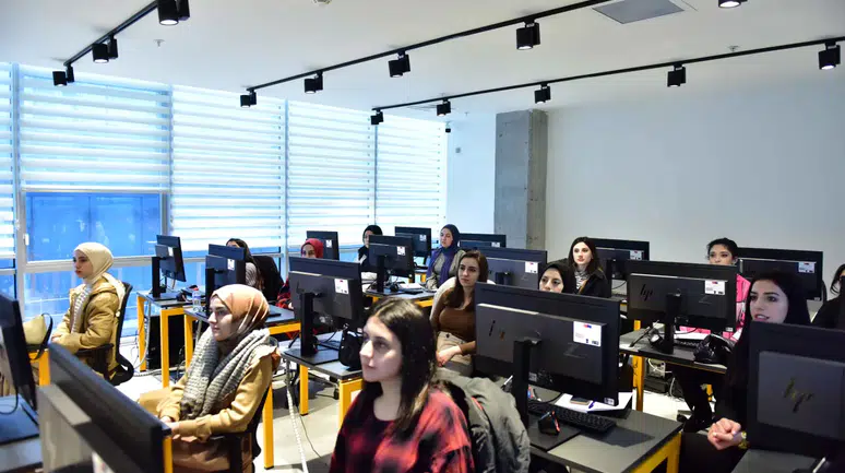 Dijital ikiz atölyeler: Konya'daki meslek liseleri devrede