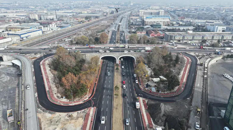 Konya'daki bu köprü yonca bağlantısını bekliyor: Trafik akmaya başladı