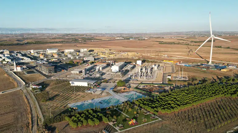 Botaş tesislerinde yangın: Tesisler boşaltıldı, ekipler sevk edildi