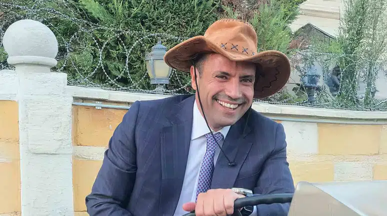 Konyaspor eski başkanı siyasete atıldı transferde şov yaptı