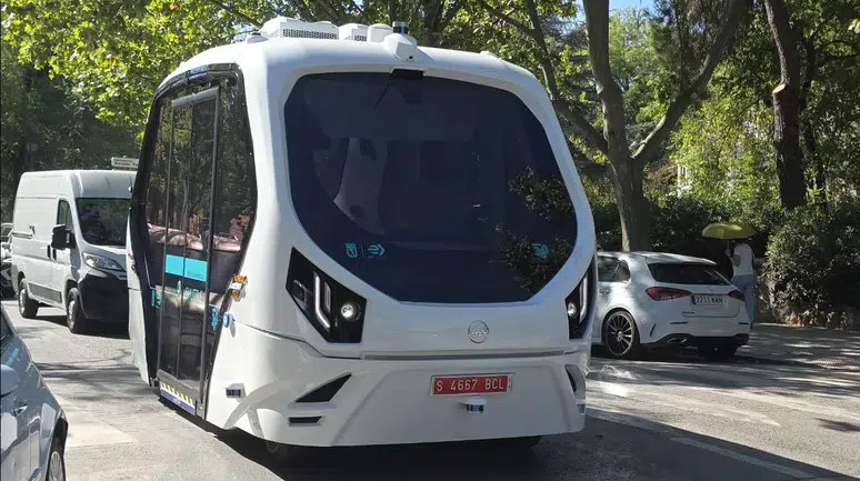Toplu ulaşımda devrim: Sürücüsüz toplu taşıma otobüsü yollarda