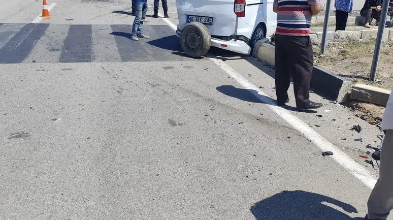 Konya yolundaki kaza ucuz atlatıldı: 1 yaralı var