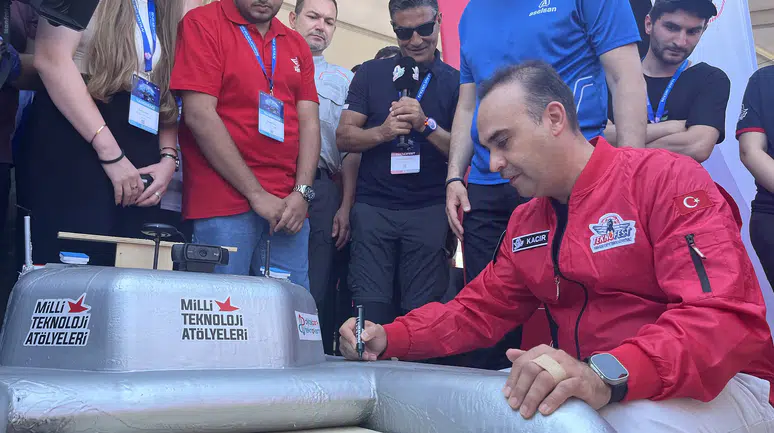 Türkiye'nin Milli Uçak Gemisi 2027 yılında denize inecek