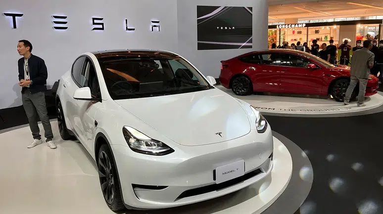Tesla'dan yeni satış stratejisi: Kredi kartına 12 ay taksit