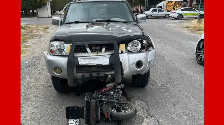 Konya'da pikap ile motosiklet çarpıştı: 1 yaralı