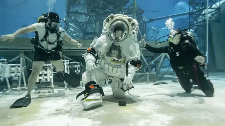 İlk kez Afrikalı bir asronot uzaya çıkacak: 54 yıl sonra yeniden ay yolculuğu