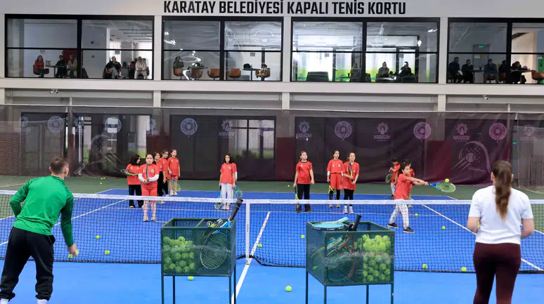Karatay’da 13 branşta 1669 öğrenciye spor eğitimi