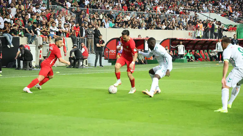 Konyaspor'a ofansif oyunun faturası kesildi: Sorumlusu benim!