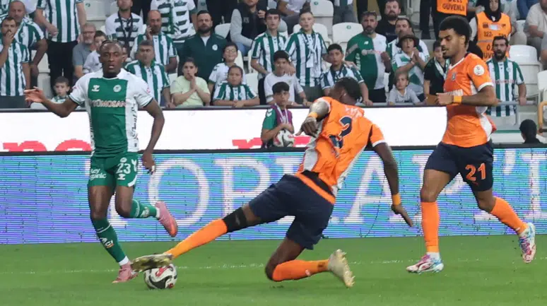 Konyaspor ile Başakşehir 31. randevuda: Rekabette İstanbul ekibi üstün