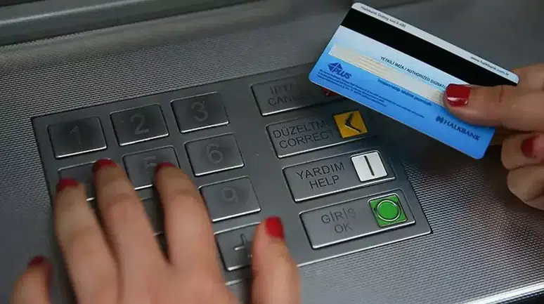 İBAN dolandırıcılarına dikkat: Vatandaşların 1,7 milyar lirasını bahise yatırdılar