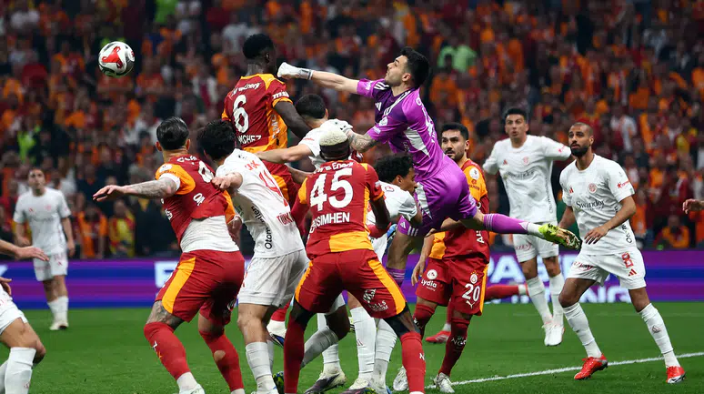 Anadolu takımları veda ediyor: Antalyaspor kümede nasıl kalır?