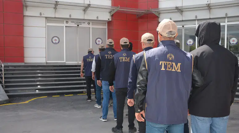 Listede Konya da var: 16 ilde FETÖ operasyonu, çok sayıda gözaltı