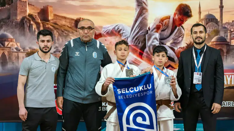 Selçuklu Belediyespor başarıya doymuyor: 5 branşa damga vurdu