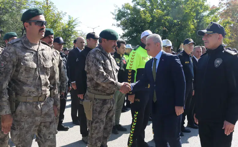 Konya'da dev operasyonun kahramanlarına tebrik