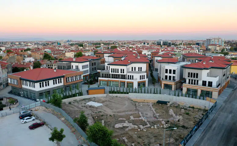 Konya'nın kalbinde devasa dönüşüm projesi: Suriçi Çarşısı açıldı