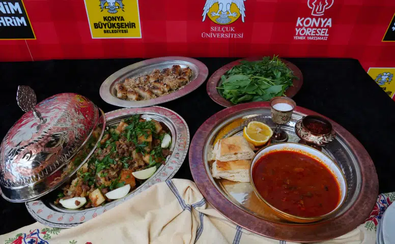 Hz. Mevlana'nın şehri Konya'ya gelenin gönlü doyar