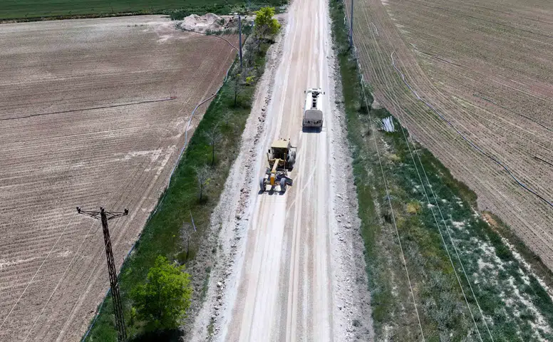 Karatay'da uzak mahalleler ve yaylalarda ulaşım standartları yükseliyor