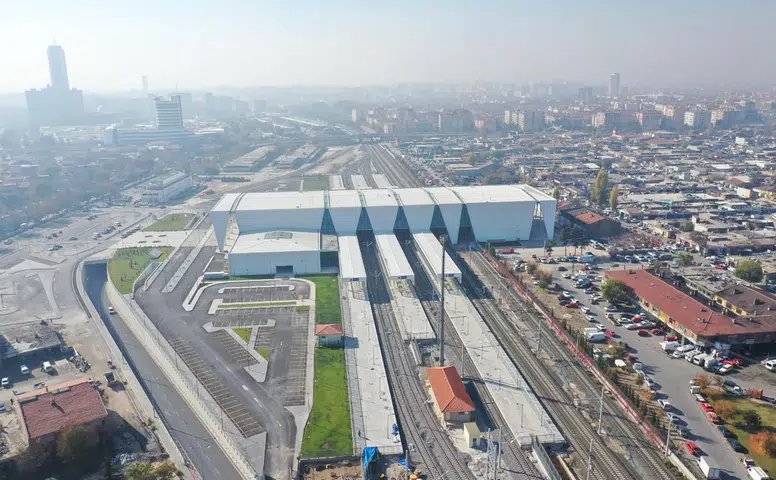 Konya Tren Garı'nın yanında korkutan yangın! Şehri dumanlar kapladı