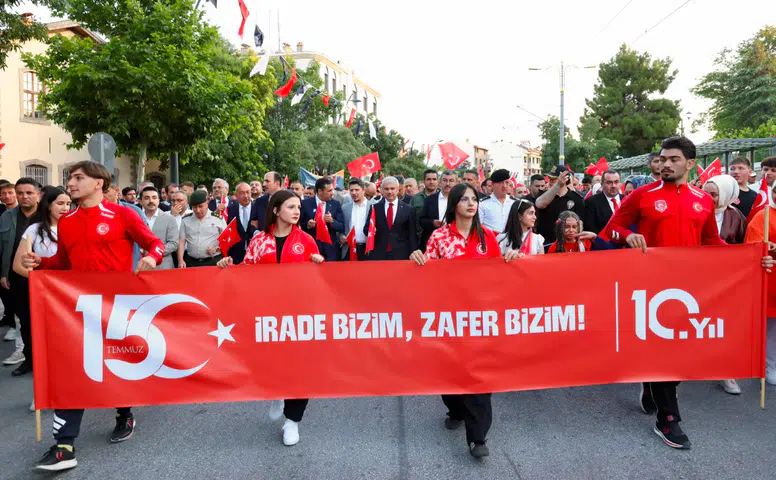 Konya, “İrade Bizim, Zafer Bizim” dedi: Coşkulu yürüyüş