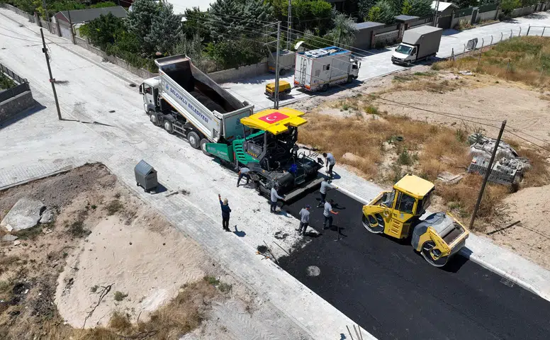 Konya'nın tarihi yolları modern asfalt ile tanışıyor