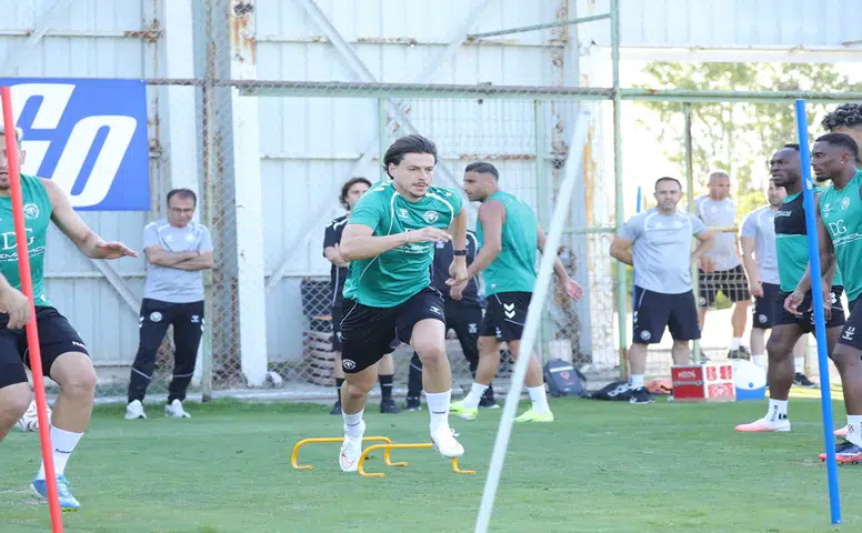 Konyaspor, sahaya 3 puan için çıkacak: Çaykur Rizespor hazırlıkları tamam