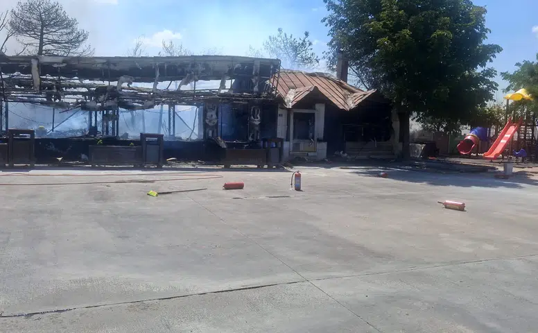 Konya'da her gün binlerce aracın önünden geçtiği tesis kül oldu