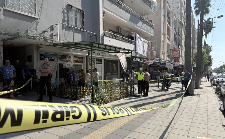 Uzaklaştırma kararı bulunan koca dehşet saçtı: 2 ölü