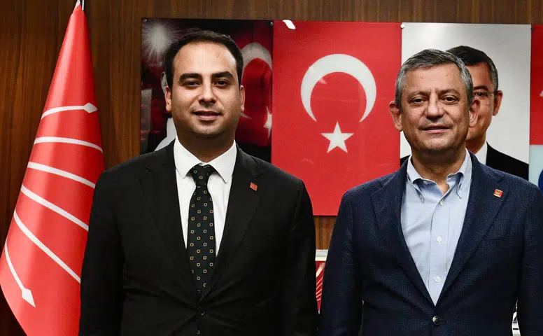 Konya siyasetinde hareketli saatler: Tutuklu başkan istifa etti